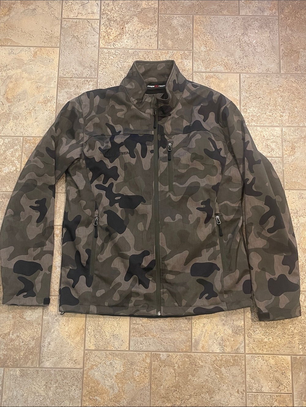 Men's Military Field Camo Softshell Jacket - Olive
